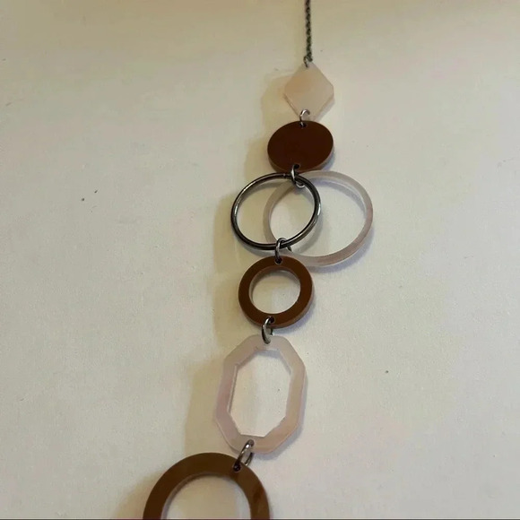 Statement Necklace Shapes Long Earth Tones - Picture 3 of 6